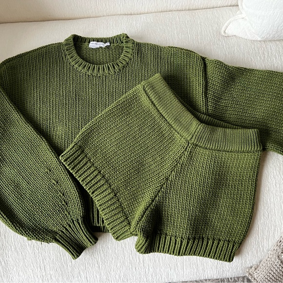 Good American Chunky Cable Knit Set - Picture 3 of 5